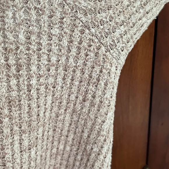 Anthropologie akemi + kin Wrap Front Sweater, size Large - Picture 11 of 13